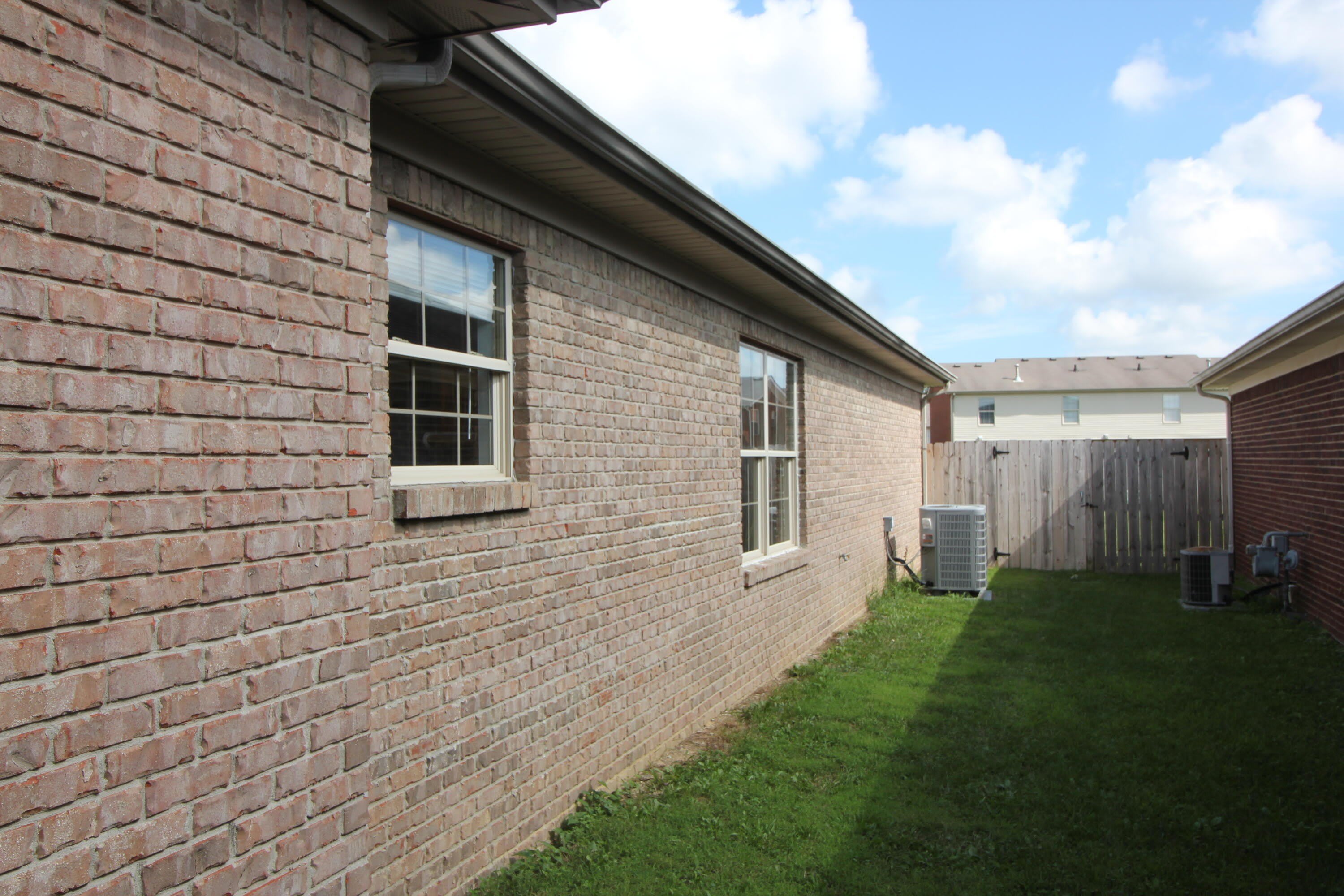 3690 Laredo Drive – photo 3