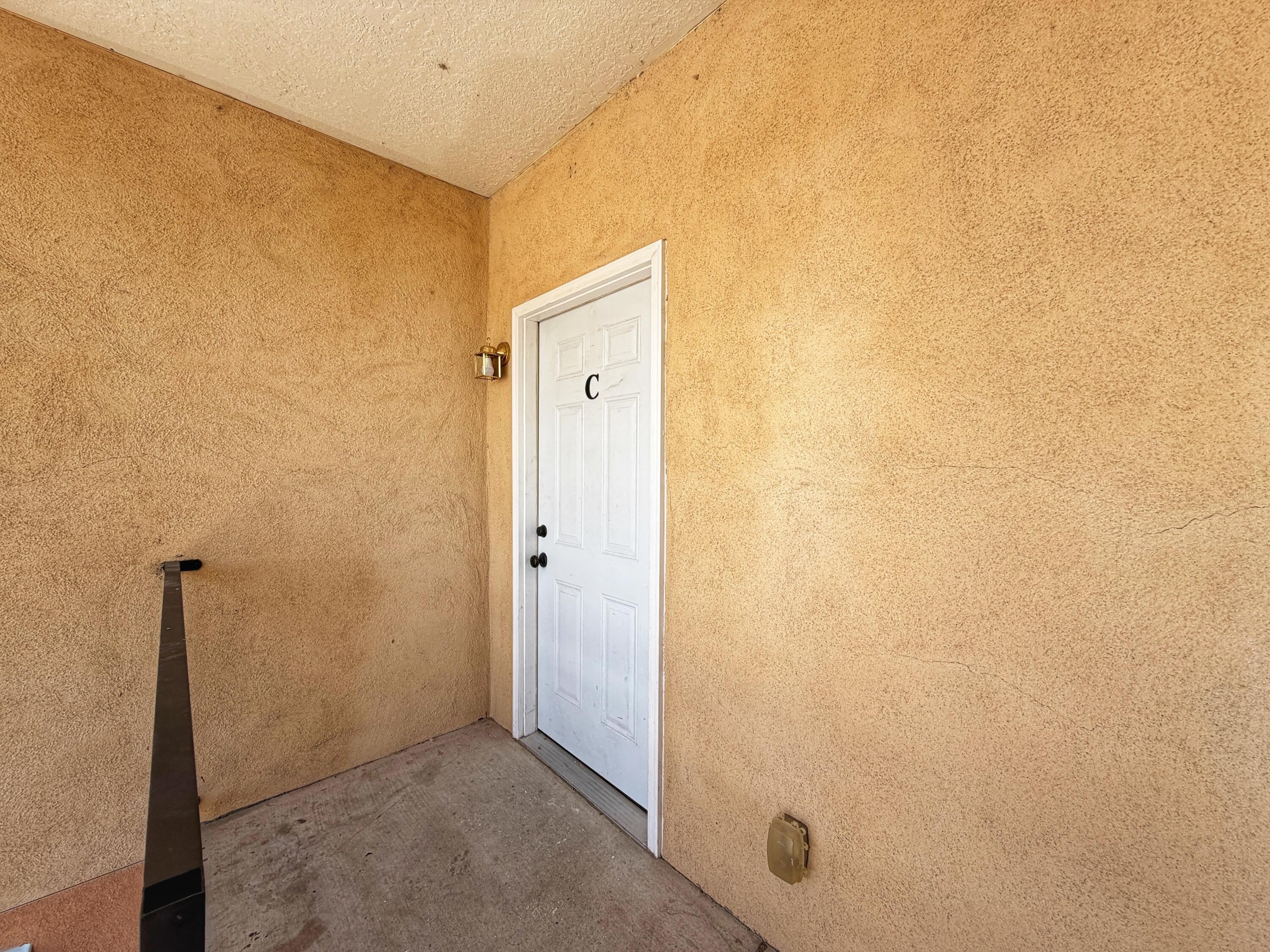1105 Meadowlark Way SE – photo 2