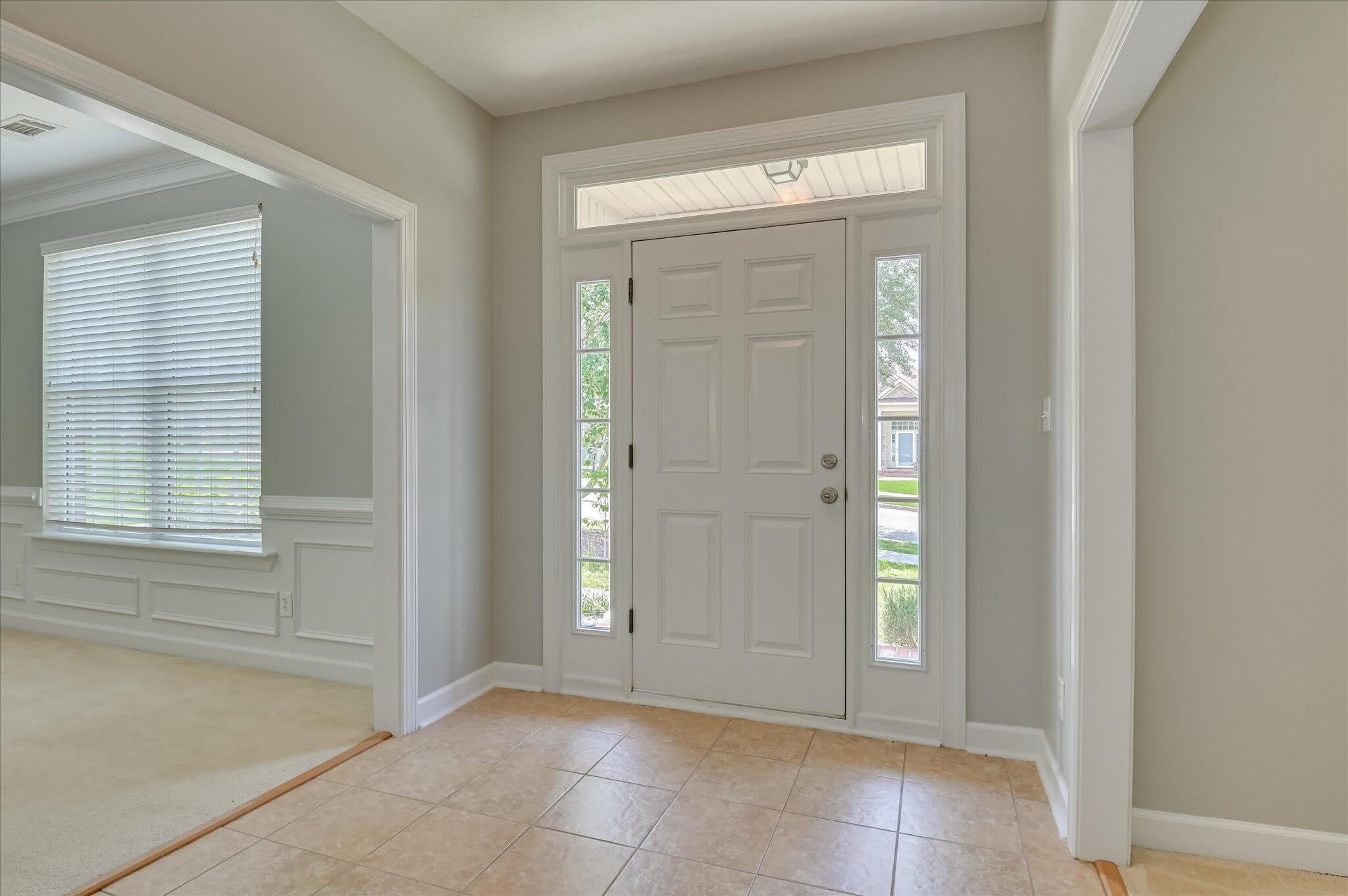 158 Kenilworth Drive – photo 3