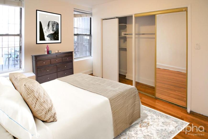 341 1St Ave – photo 5