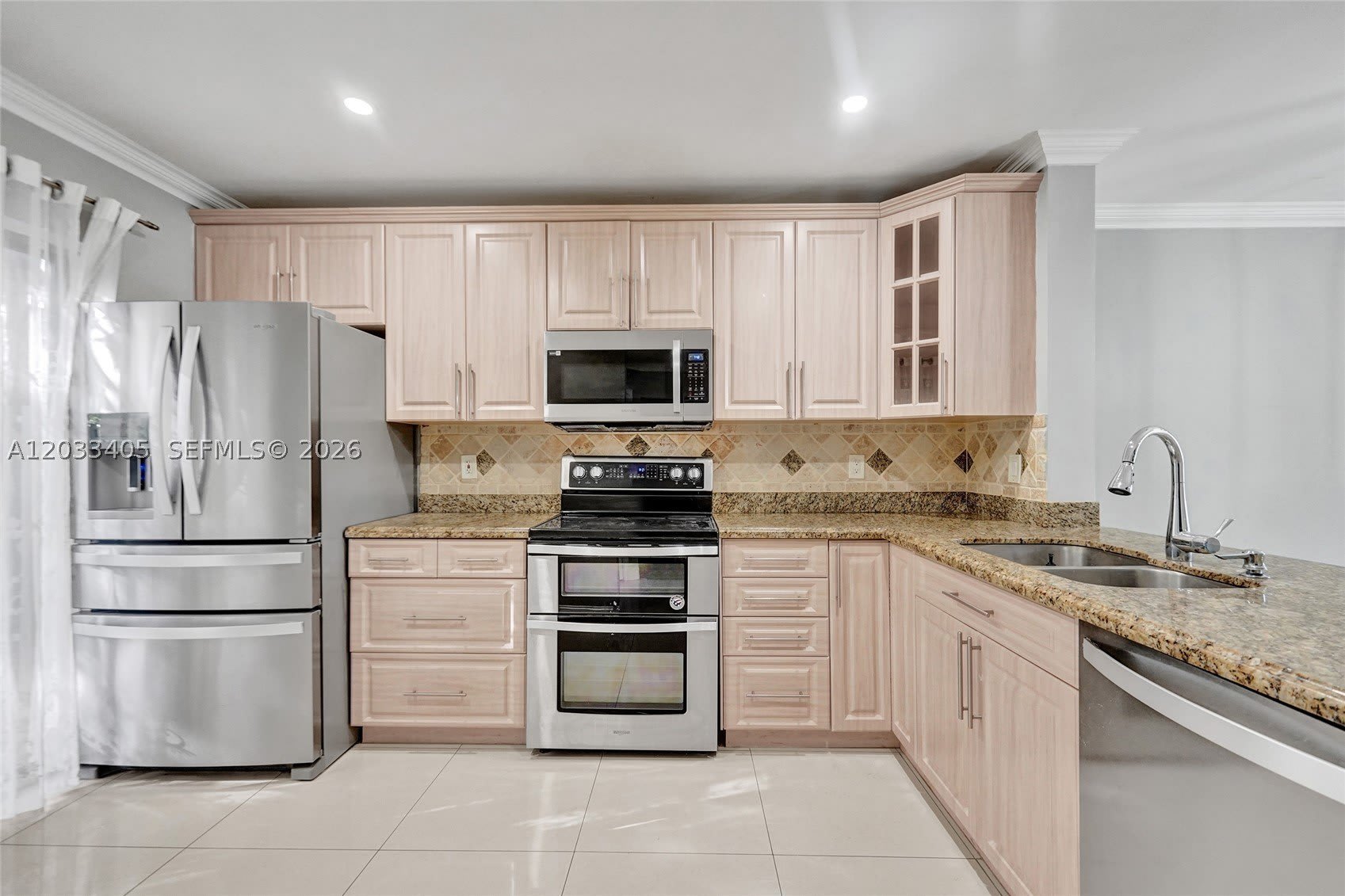 3325 Carambola Cir S – photo 2
