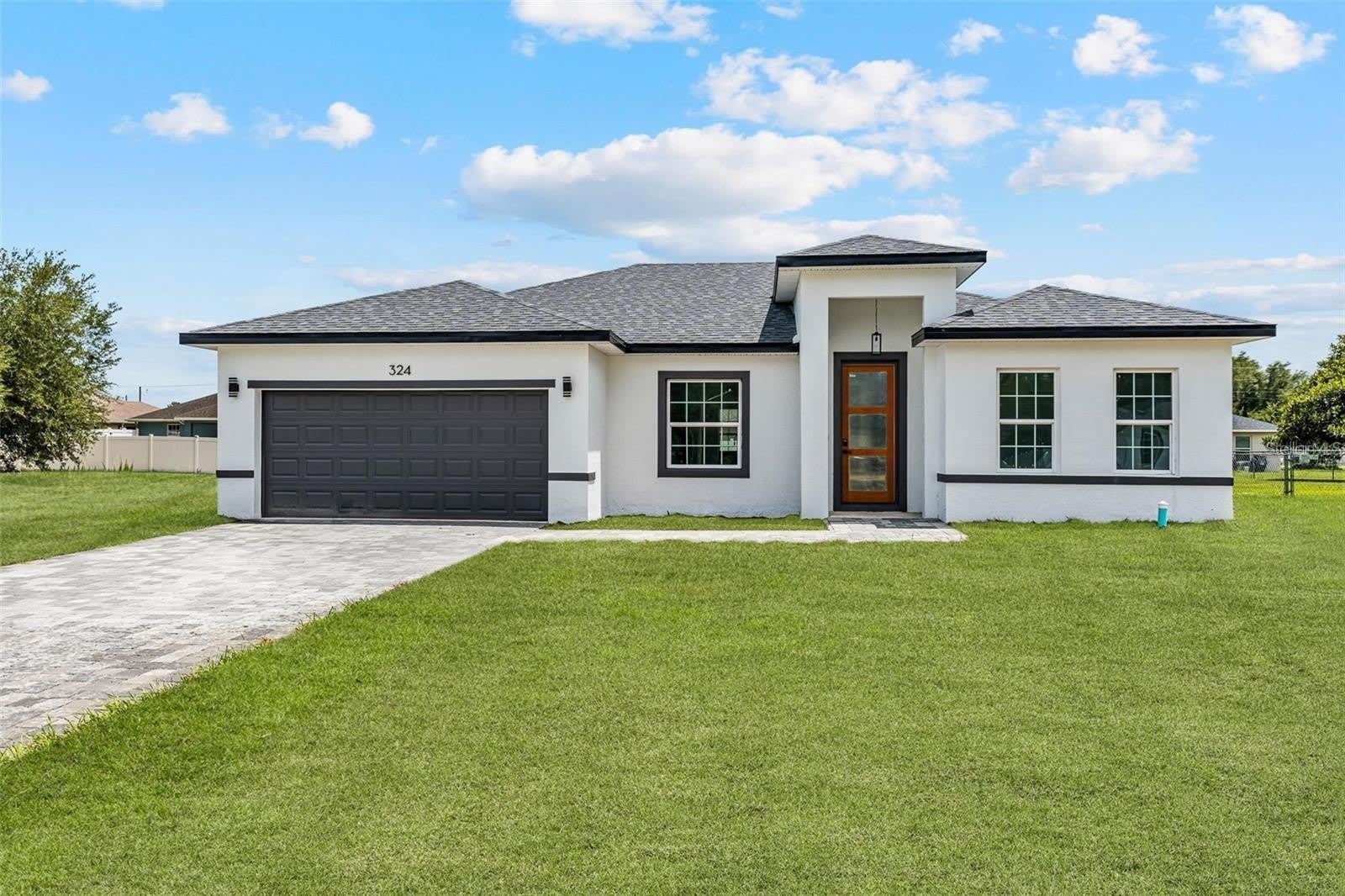 324 Marion Oaks Trail – photo 1