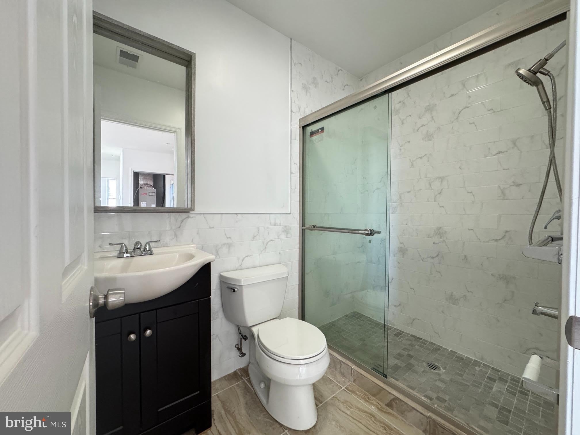 700 W GIRARD Avenue – photo 5