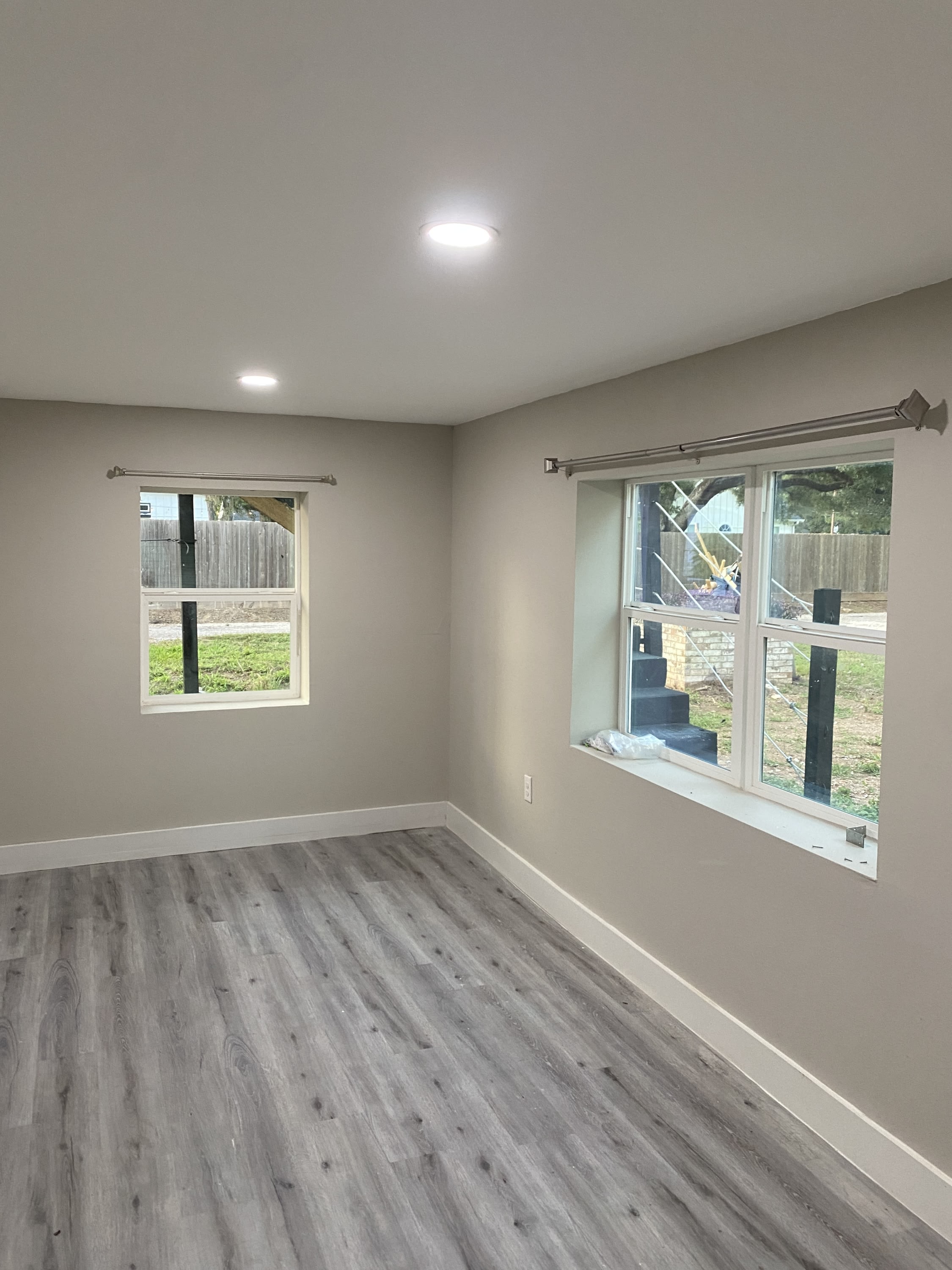 521 East Jackson Street A – photo 2