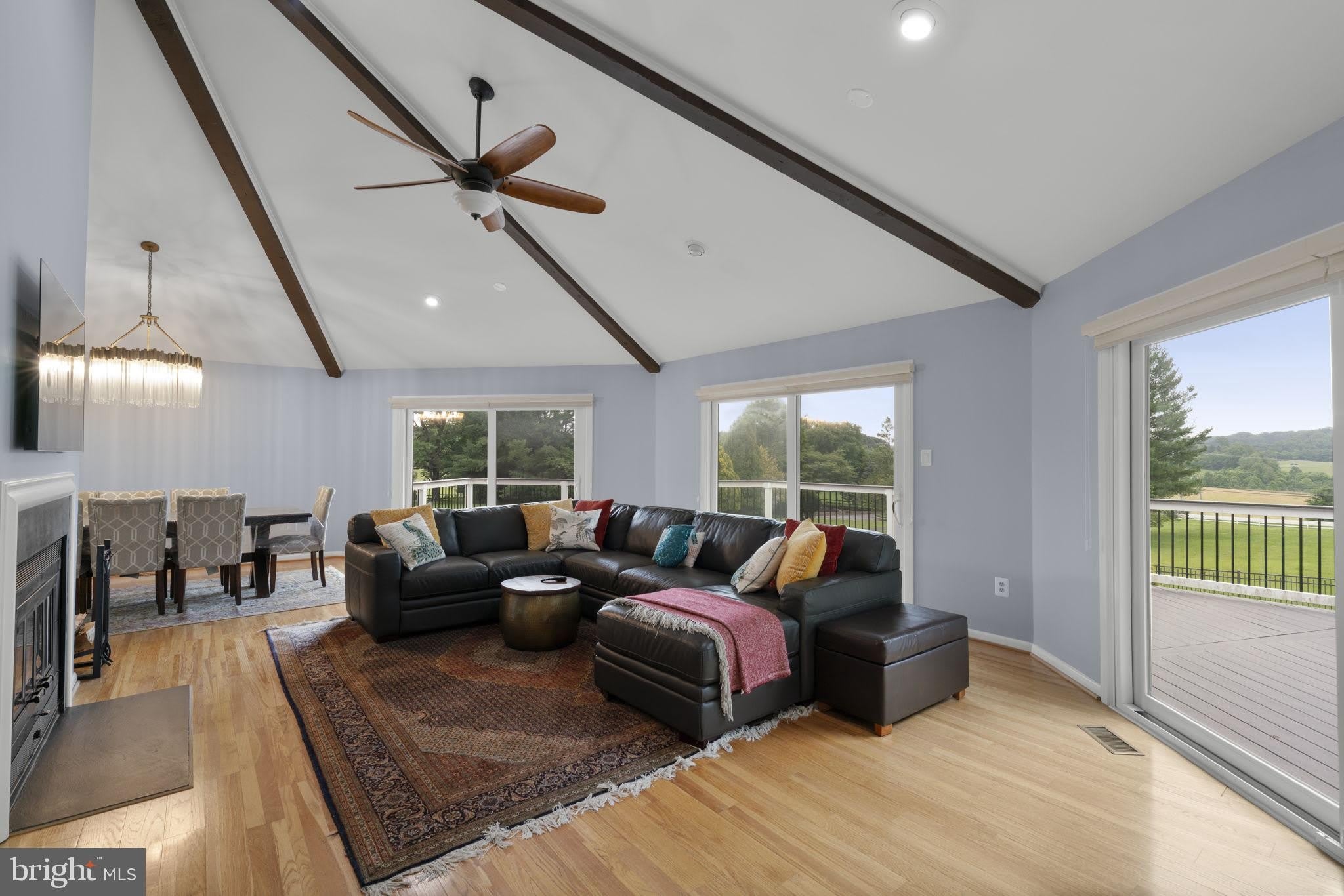 1920 Woodstock Road – photo 5
