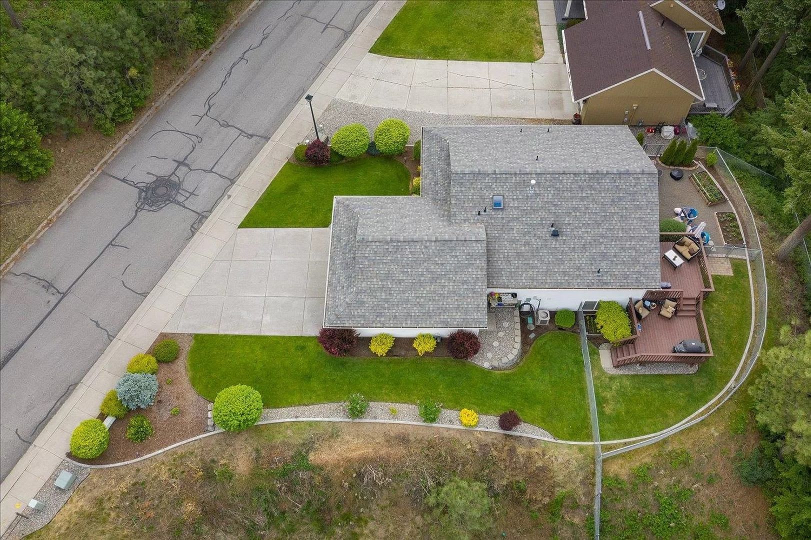Coming soon! Qualchan Hills Geogeous 4 bed / 4 bath – photo 4