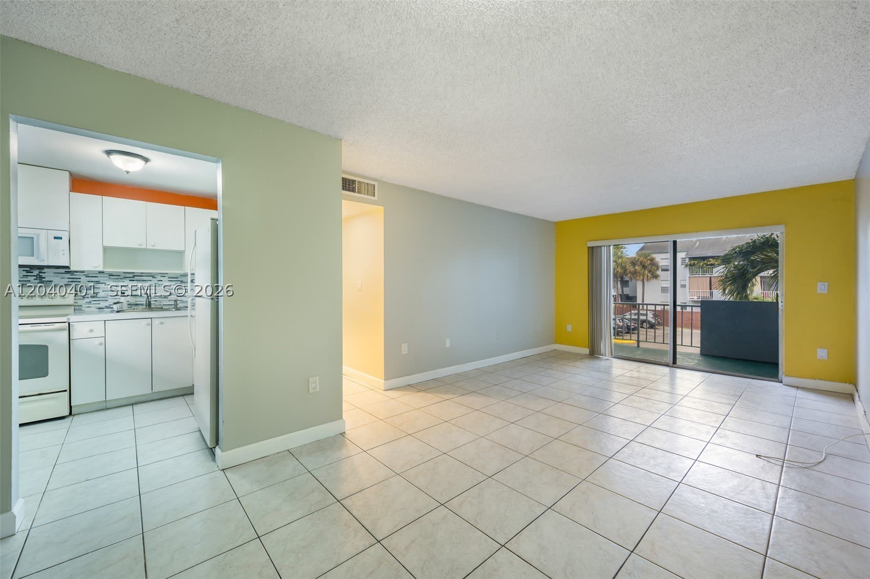 1725 W 60th St – photo 2