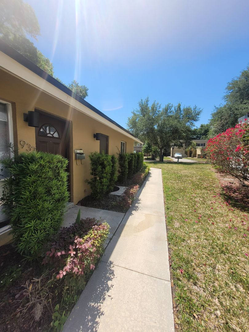 Cozy remodeled 2 bed 1.5bath in Winter Park – photo 3