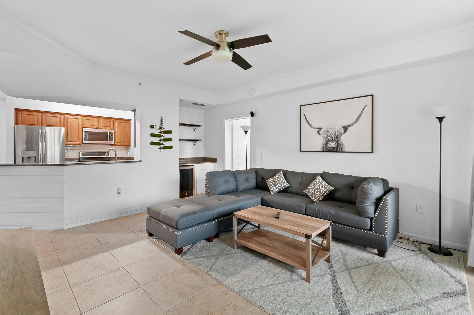 ANNUAL RENTAL AVAILABLE OCTOBER 1, 2026 IN POSITANO PLACE!!! – photo 4