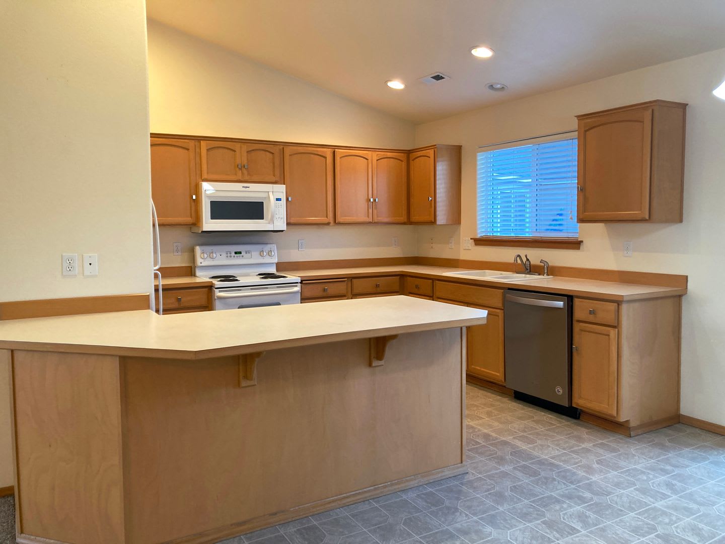 142 Berkshire Lane – photo 5