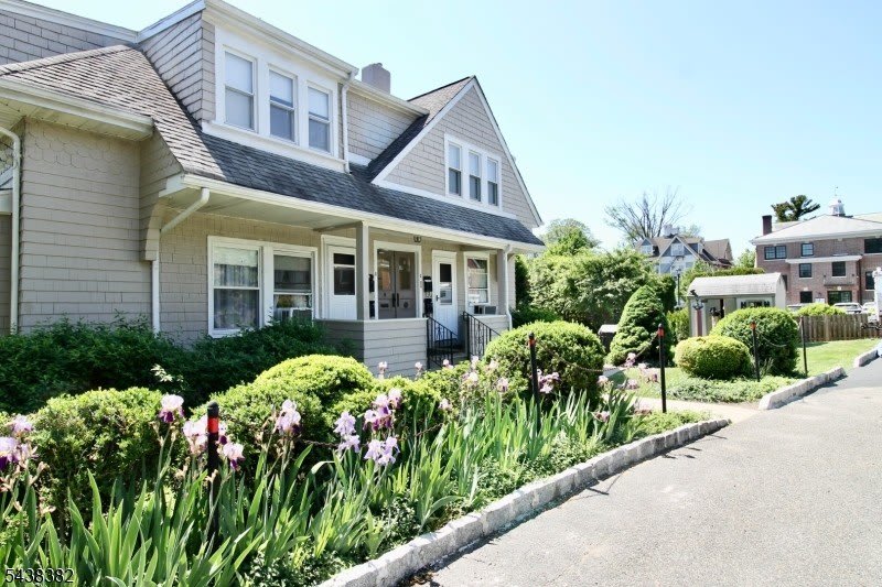 39 N Mountain Ave – photo 4
