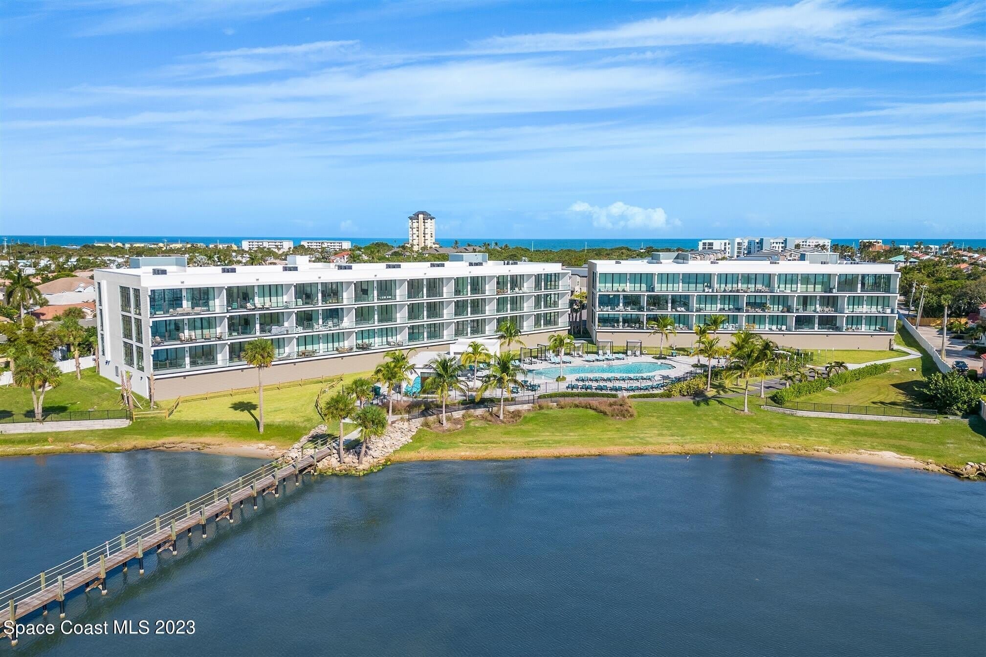225 Strand Drive – photo 2