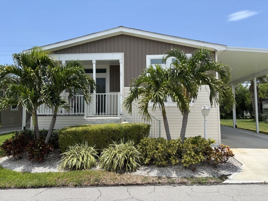 7454 44th Trail N – photo 2