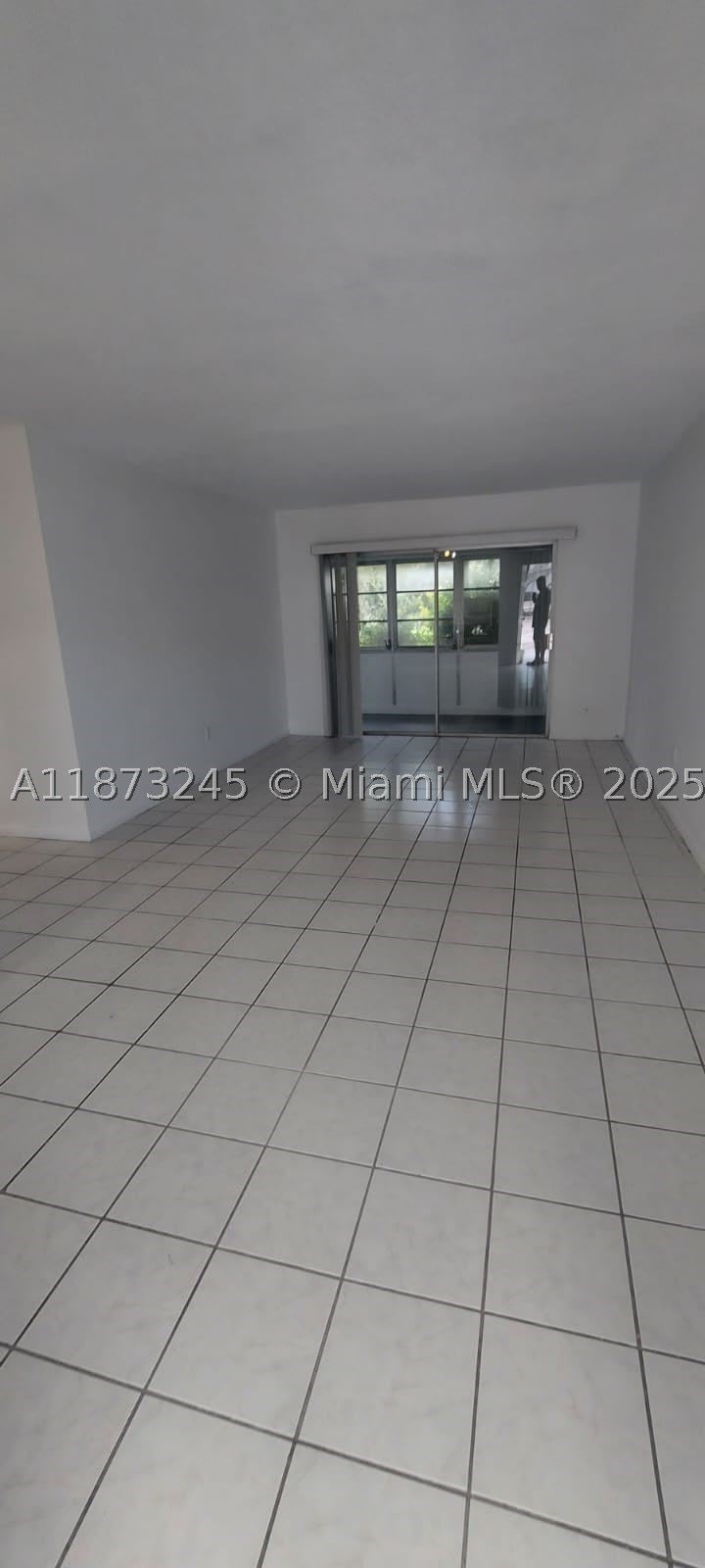 3033 NW 43rd Ave – photo 5