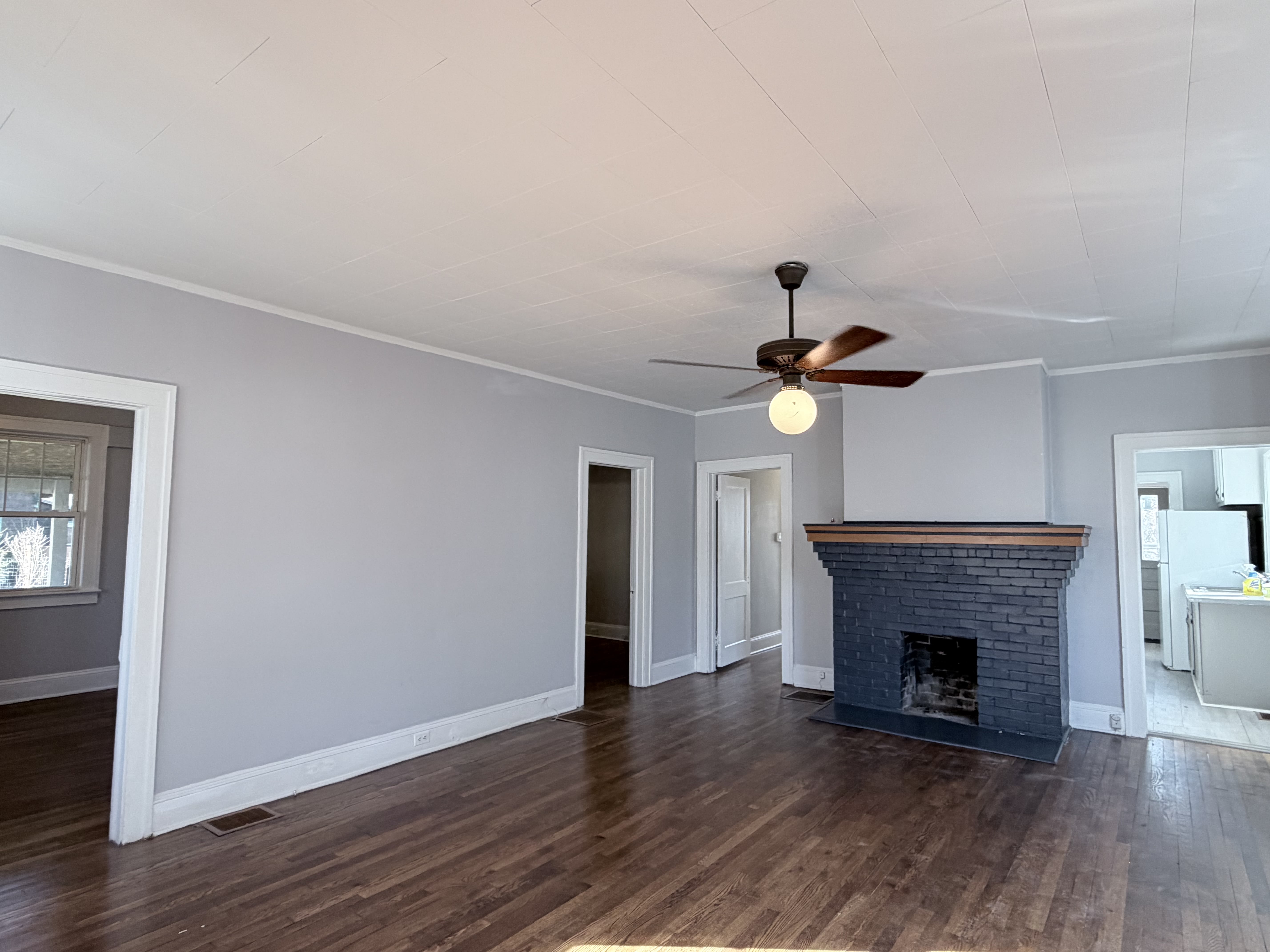 25 Walton St – photo 2
