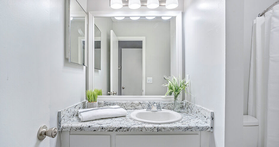 The Reserve Apartment Homes – photo 3