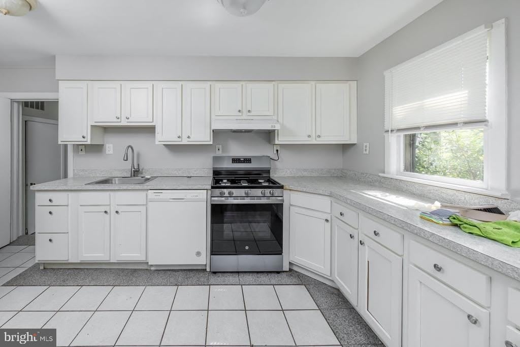 1100 WOODLAWN AVENUE – photo 2