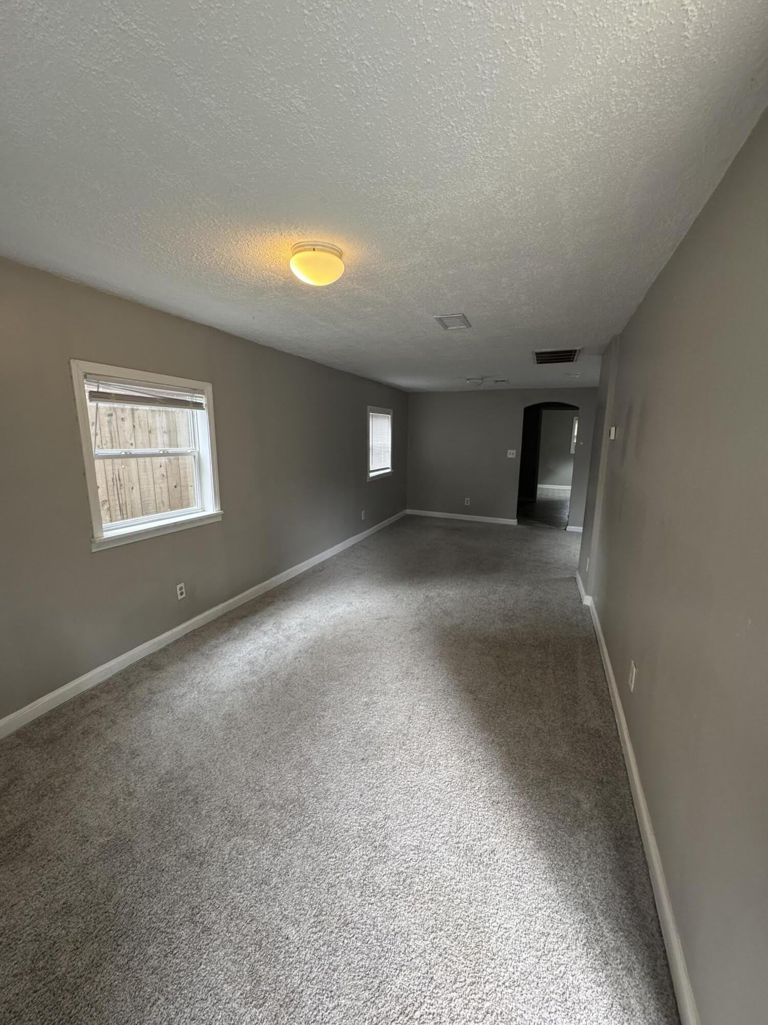 605 Harry Street – photo 4