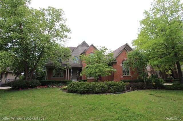 18547 Clairmont Circle E – photo 1