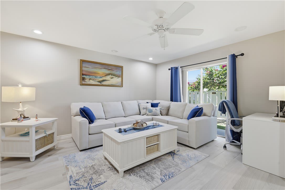 4019 Silver Palm Drive – photo 2