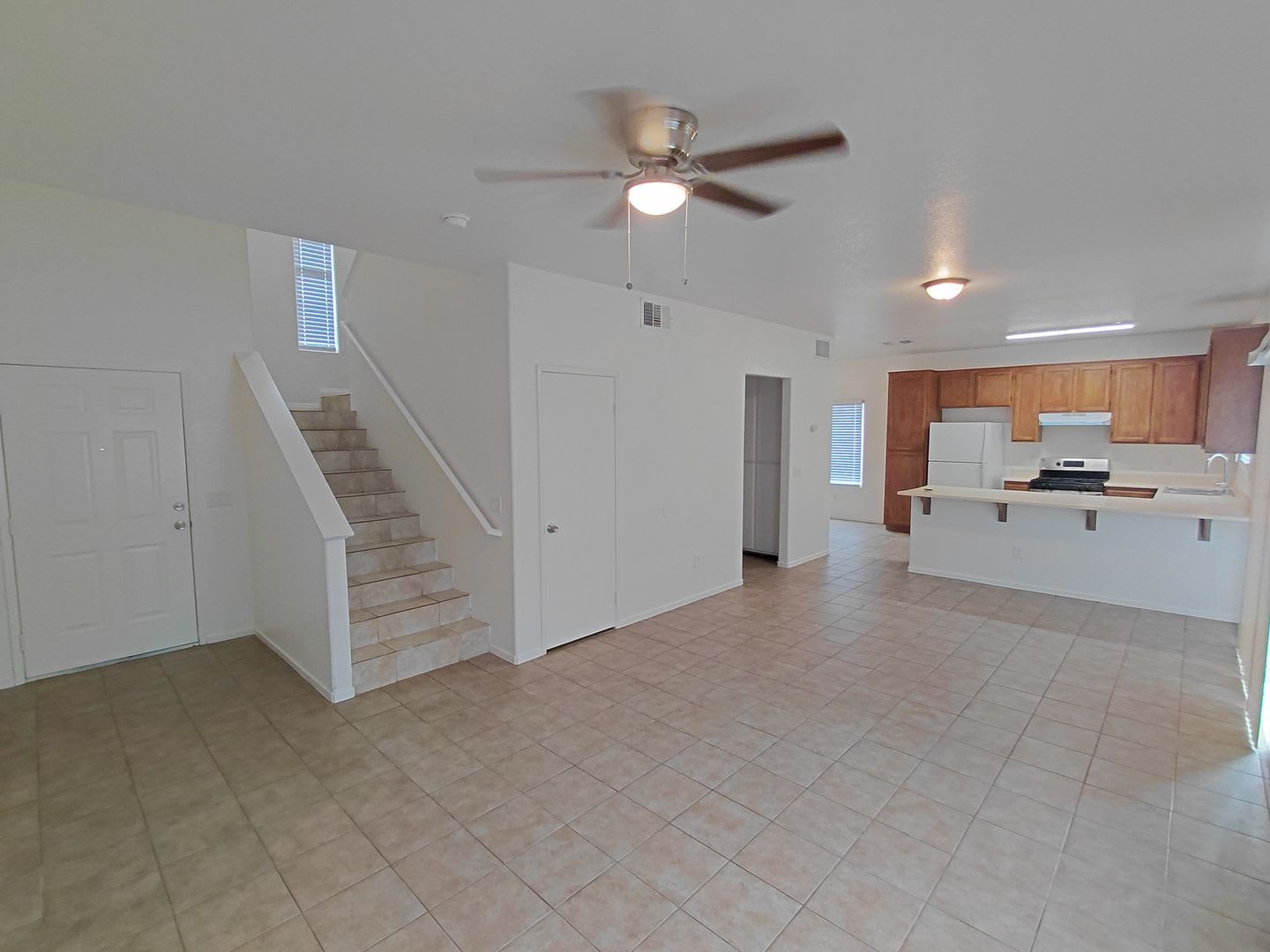 Spacious 4Bd 3Ba Home With Large Backyard In Imperial – photo 4