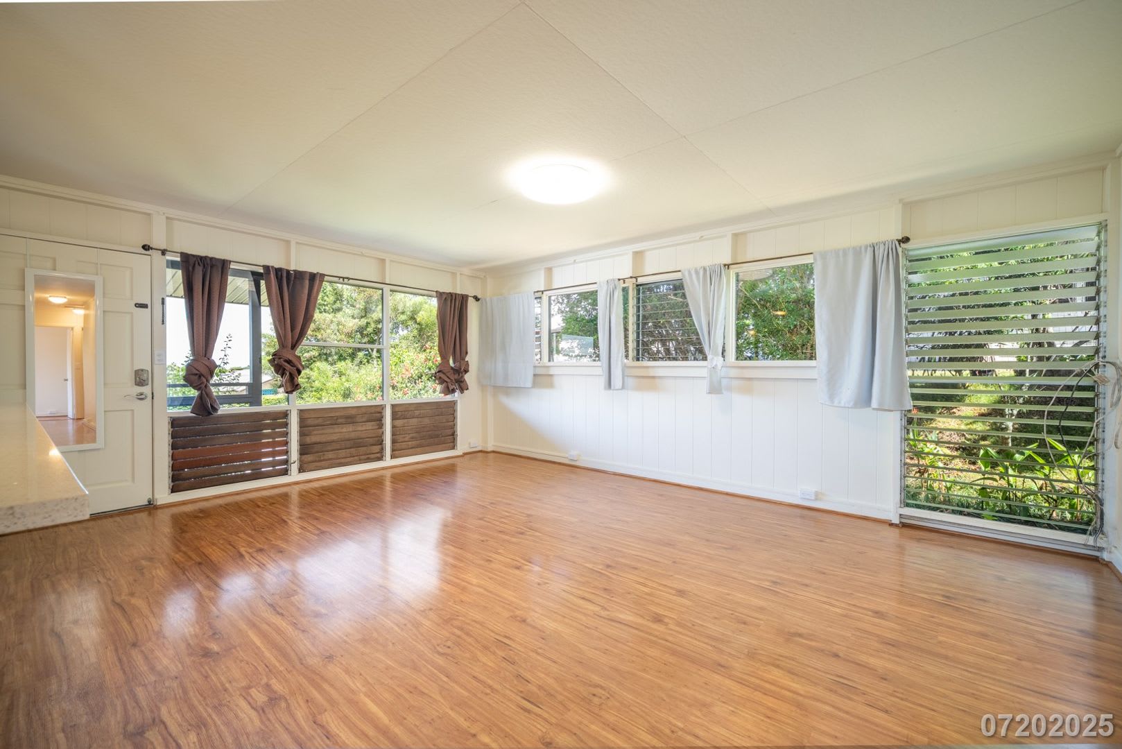 Rarely Available 3Ba 2Ba 3 4 Pkg Sf In Aiea Heights – photo 5