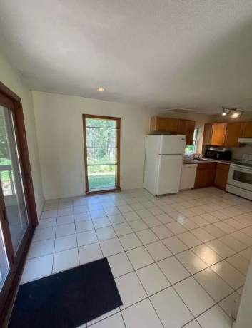 469 Federal Street – photo 3