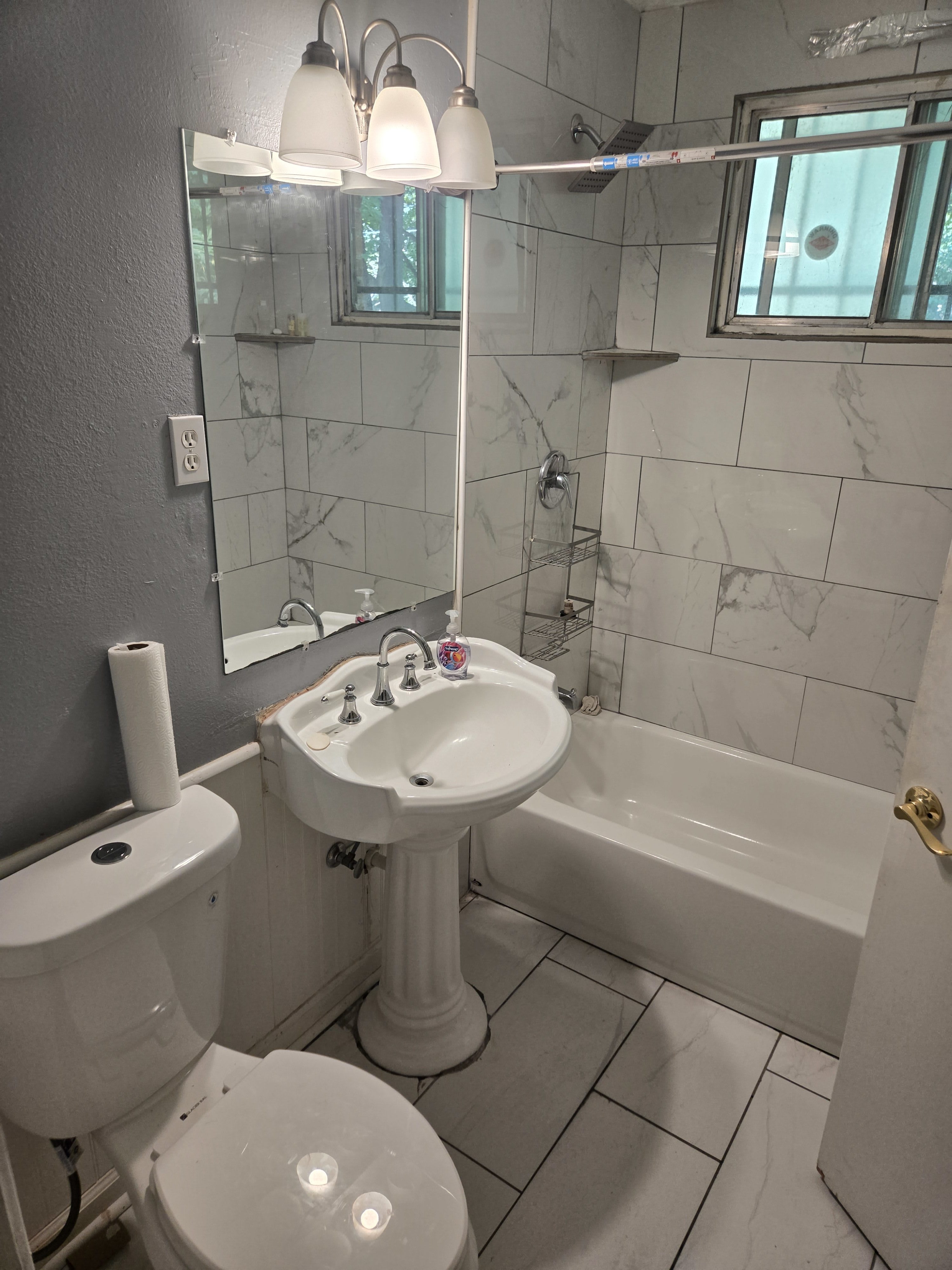 1416 Azalia Street – photo 3
