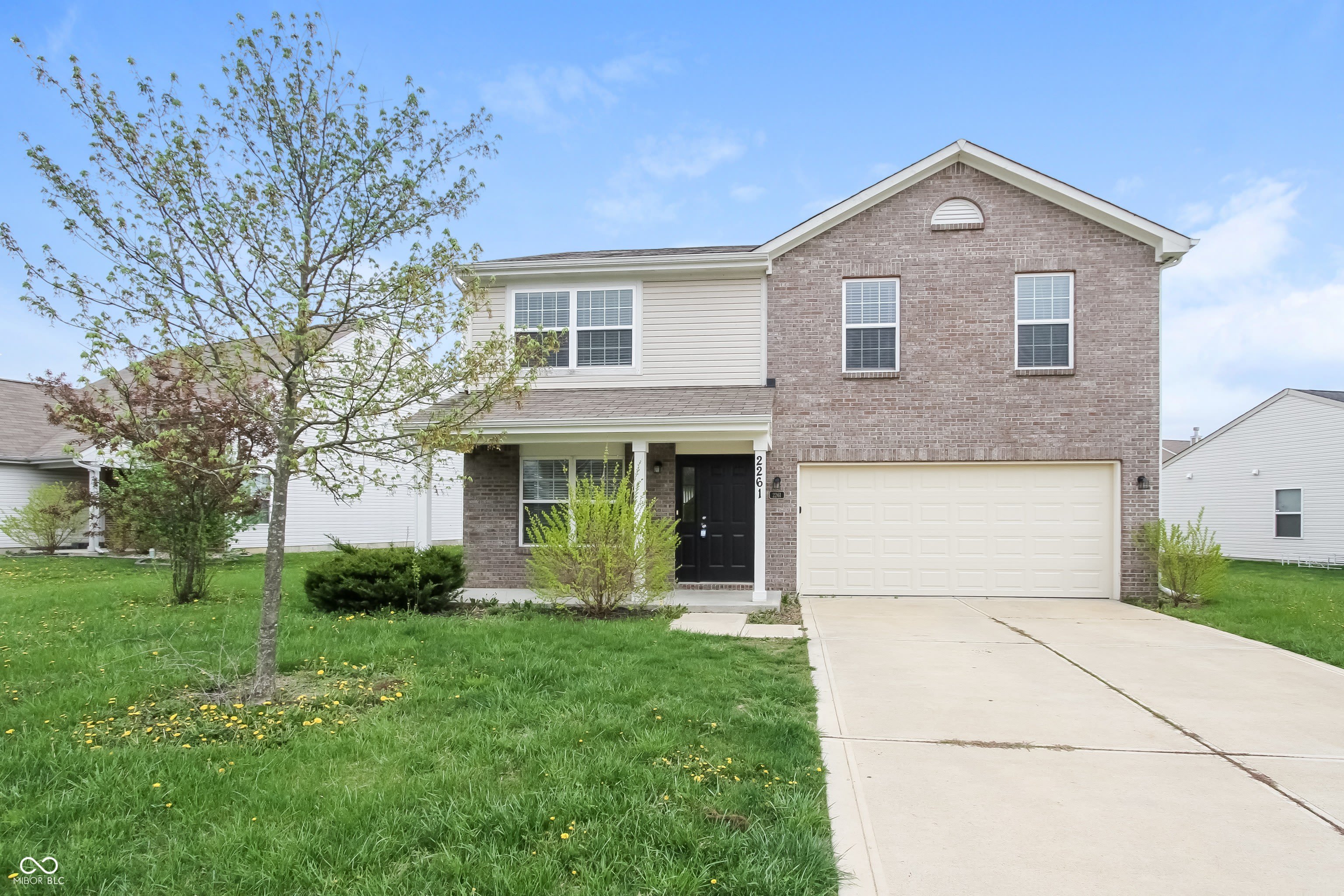 2261 Rosswood Boulevard – photo 1