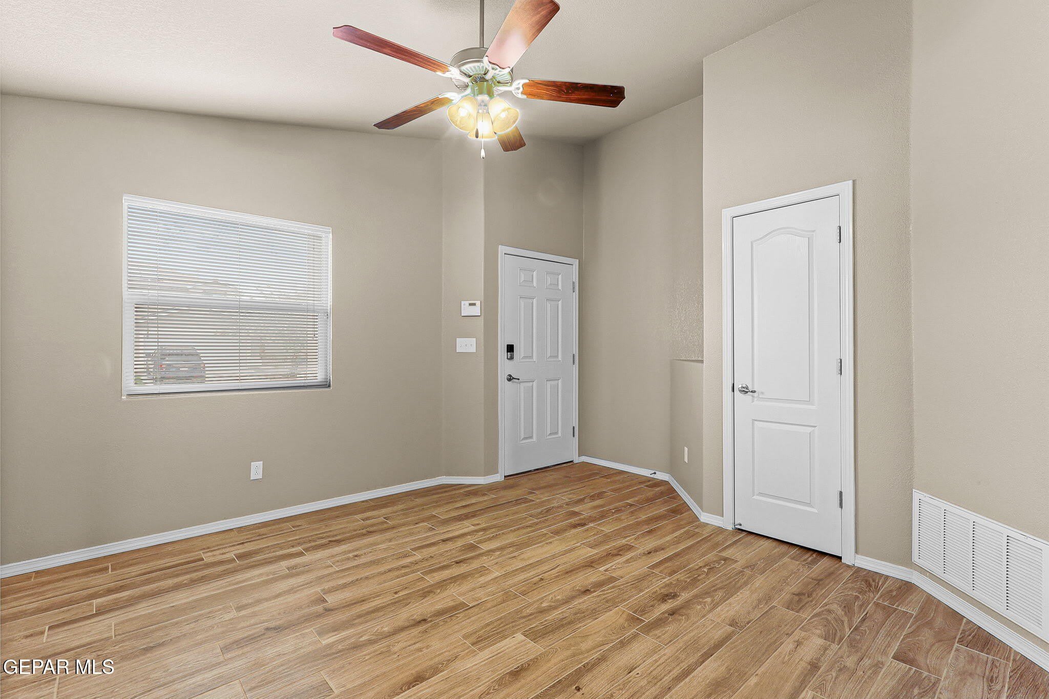 7224 DUST STORM Lane – photo 5