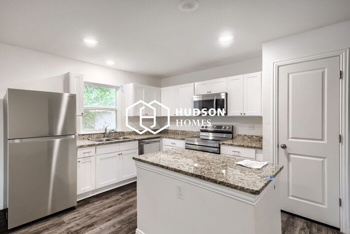 215 Garcia Street – photo 3