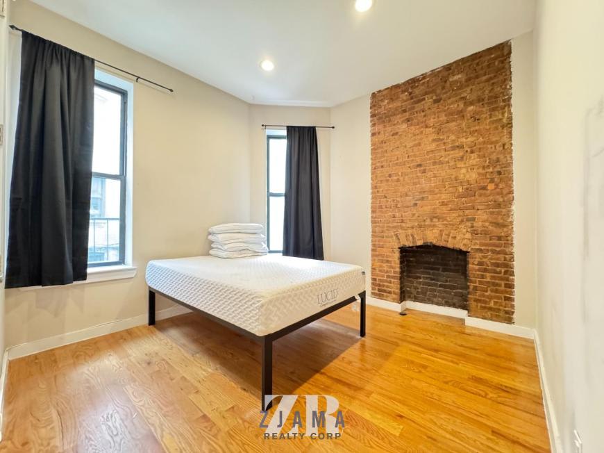 354 Myrtle Avenue – photo 4