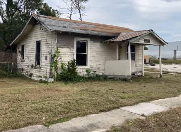 557 Snively Avenue – photo 2