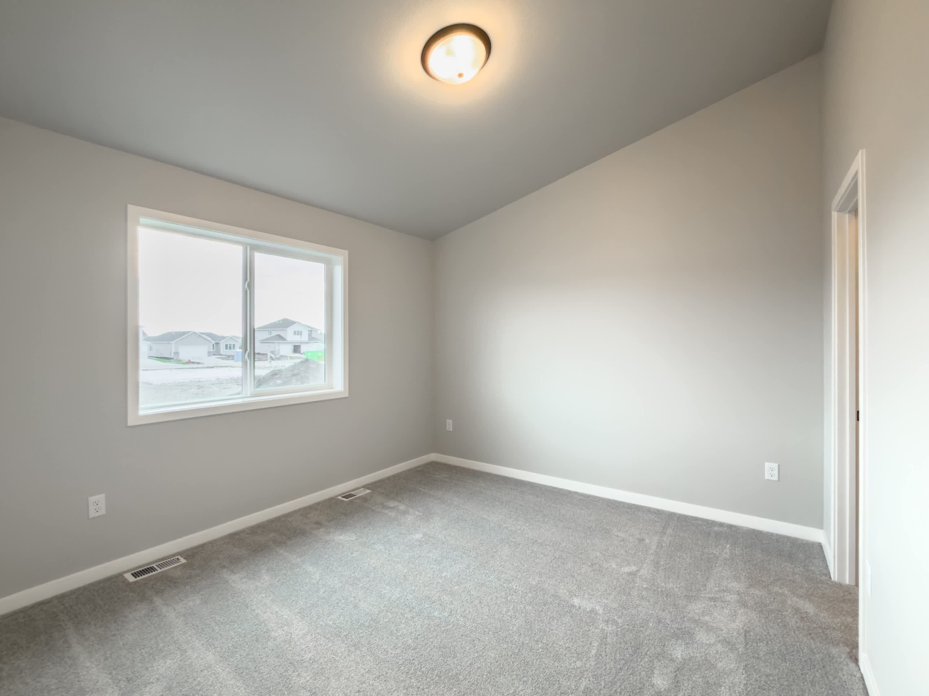 3645 33rd Street S – photo 5