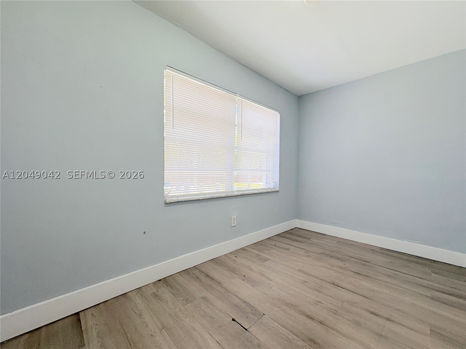 1825 Mckinley St – photo 4