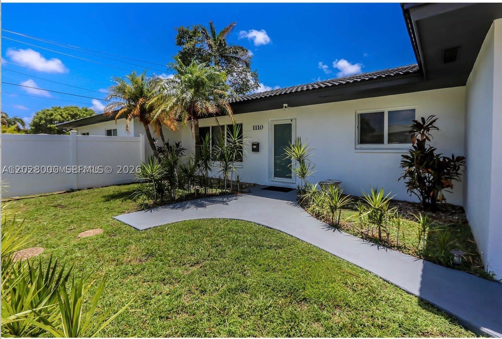 1110 S 14Th Ave – photo 3