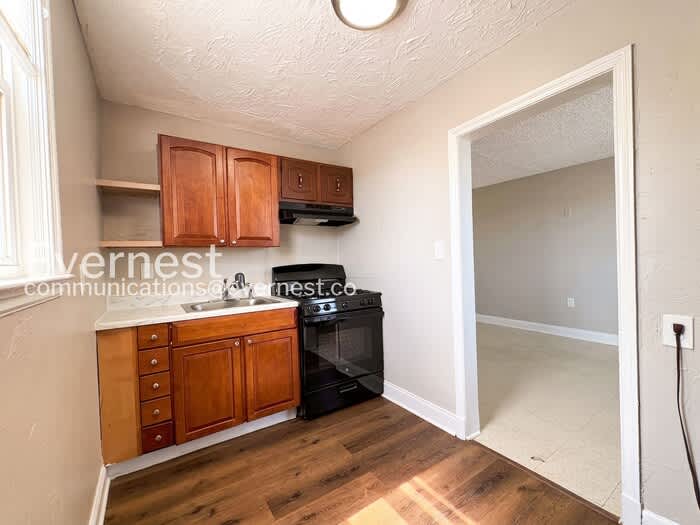 1049 East Patapsco Avenue – photo 5