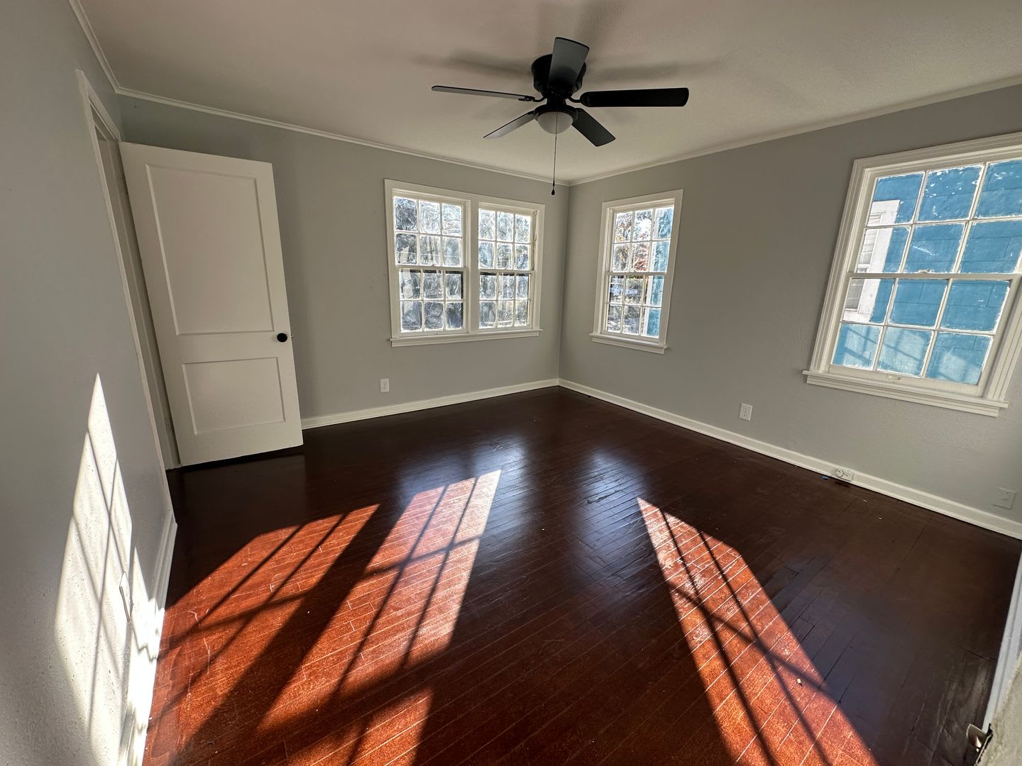 2 Bedroom Highland Apartment – photo 4