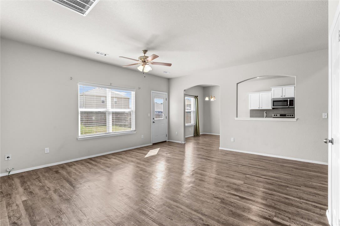2503 Hickory Wood Avenue – photo 3
