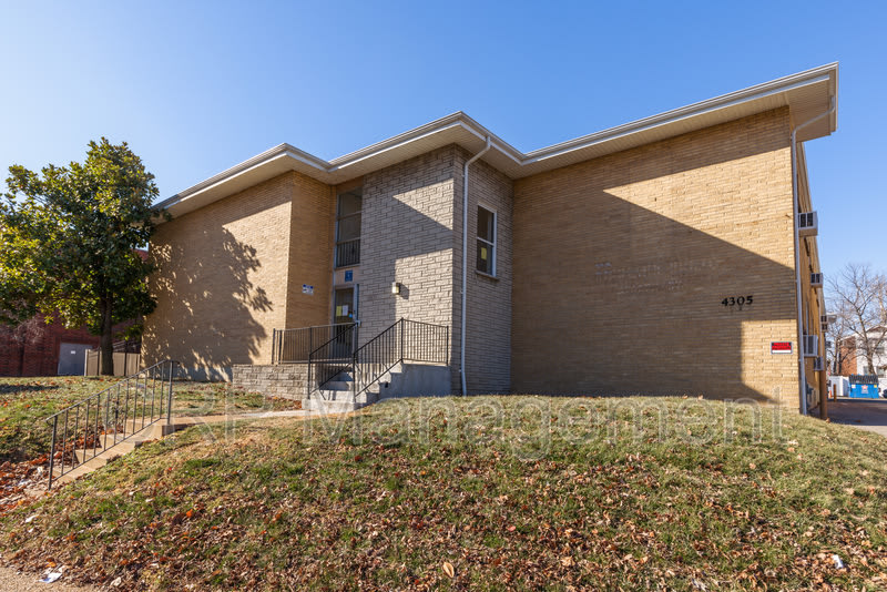 4305 Virginia Ave – photo 2