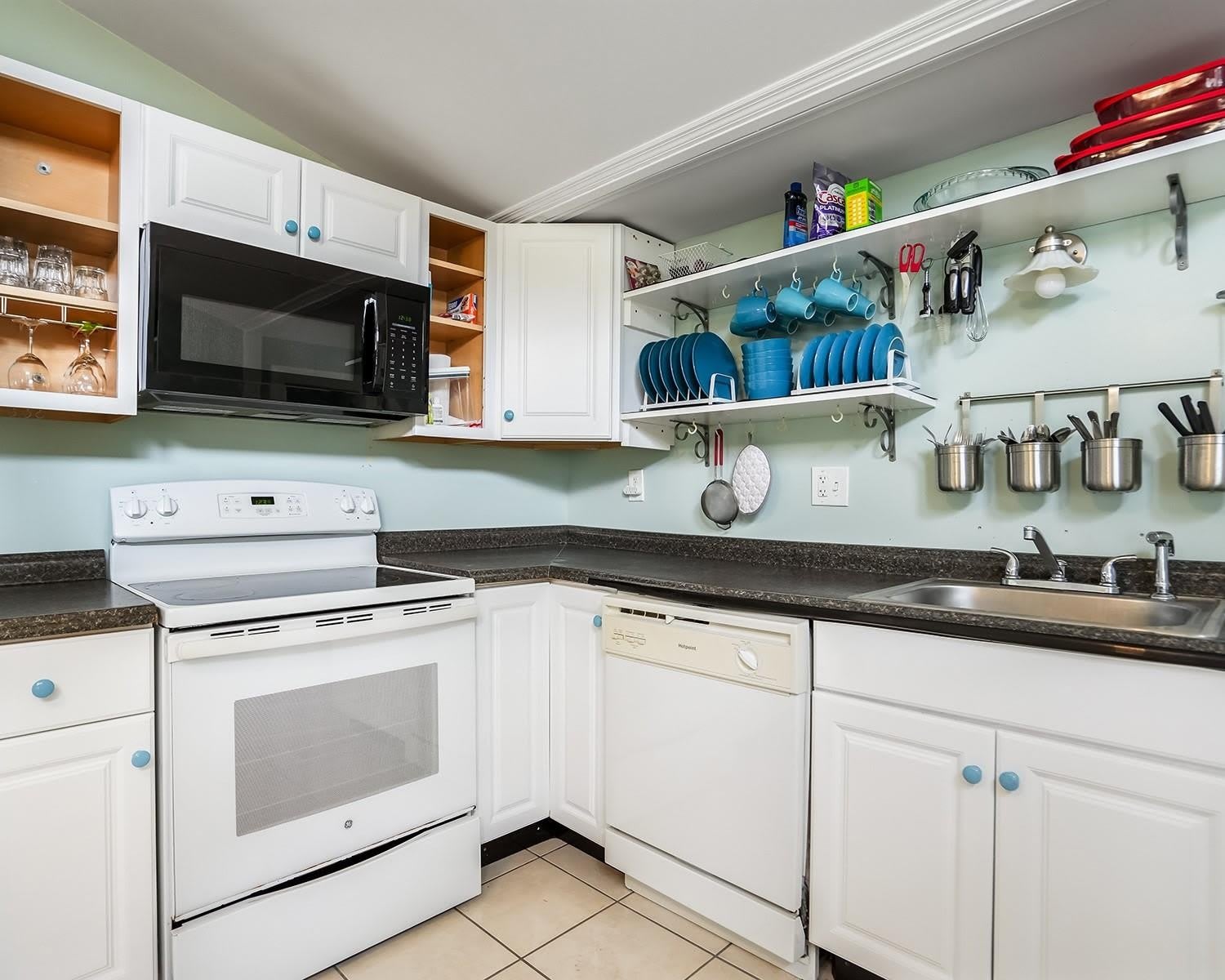 1680 SW 84th Avenue – photo 2