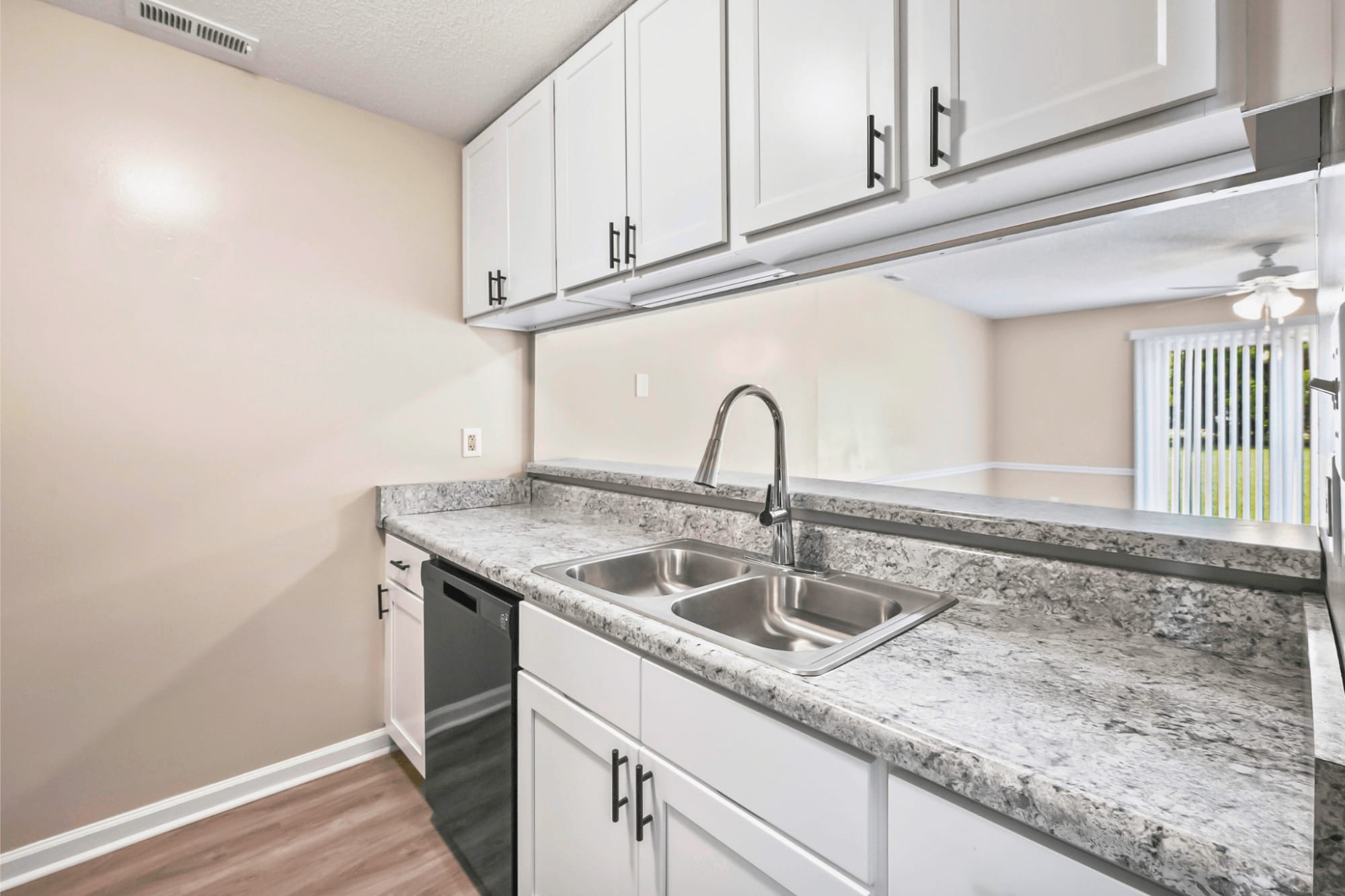North Ingleside Townhomes – photo 4