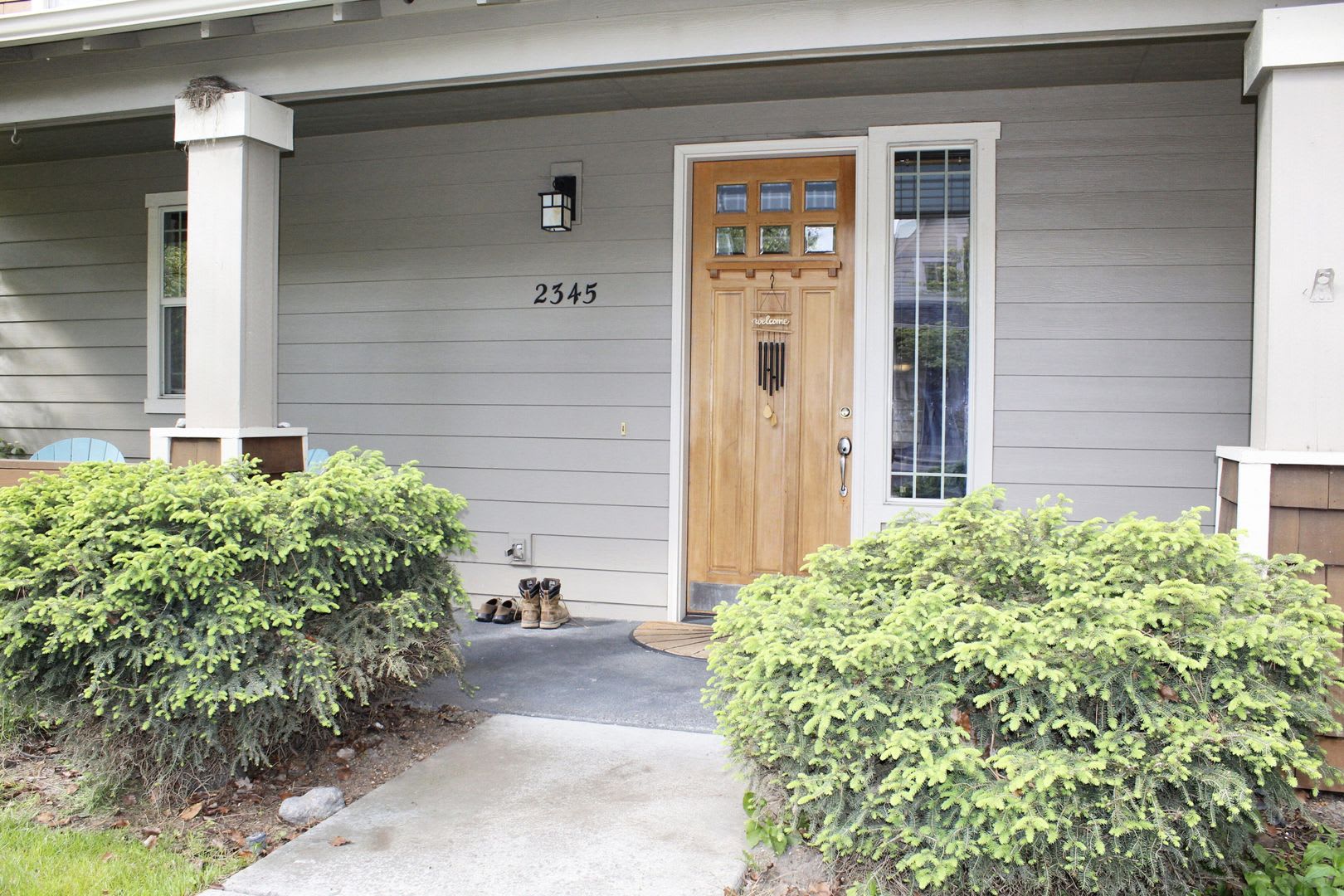 Gorgeous NW home with 3 primary suites 3.5 bathrooms and a fully fenced backyard! – photo 2
