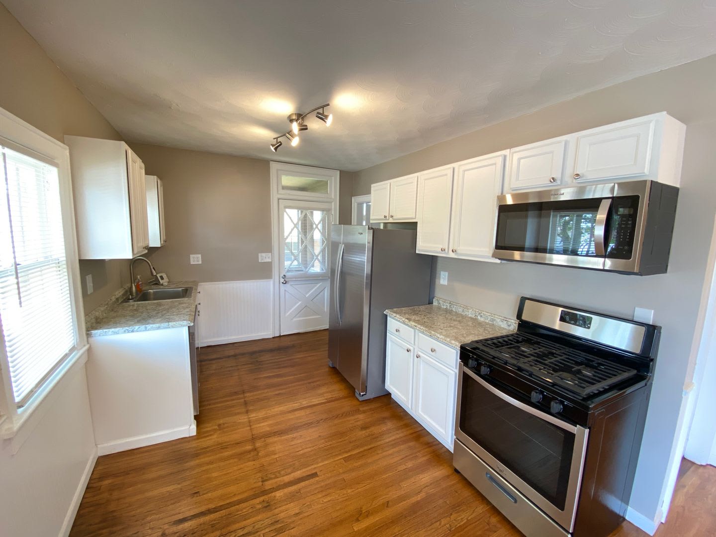 Franklinton Area Single Family House – photo 2
