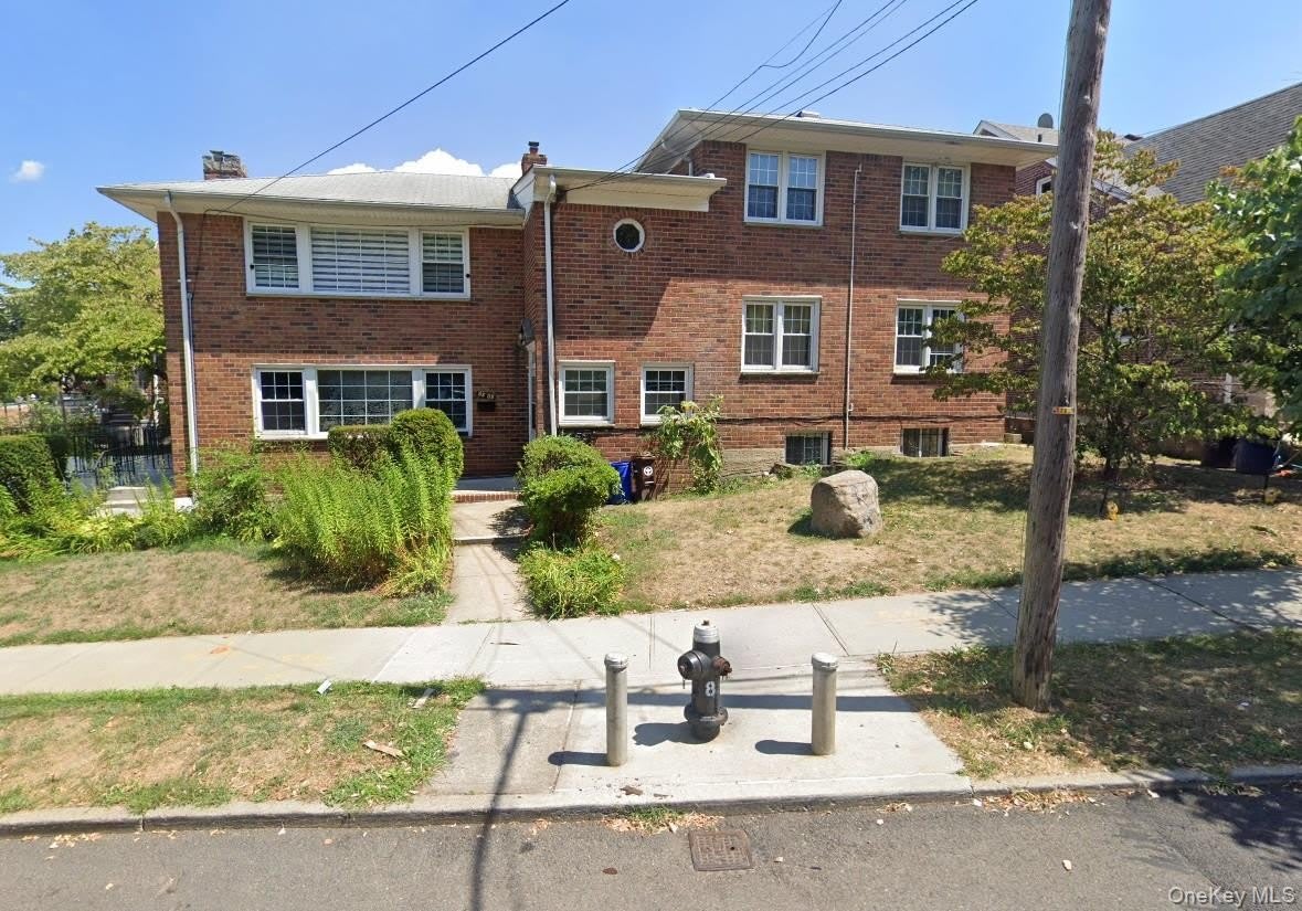 85-05 148th Street – photo 1