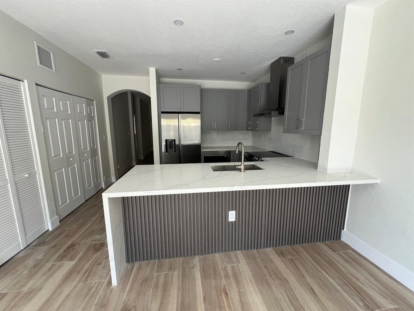 10906 Southwest 181st Terrace – photo 3