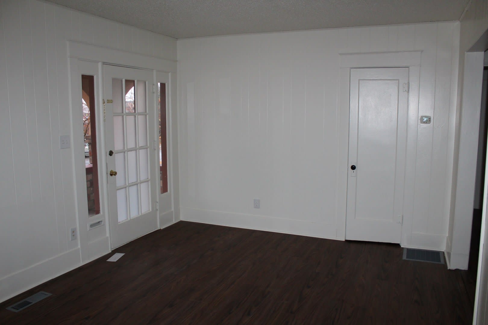 1835 Melrose – photo 3