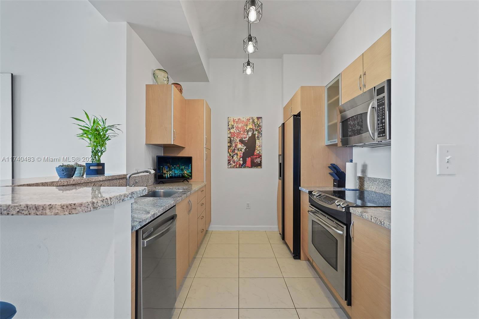 2775 Northeast 187Th Street – photo 5