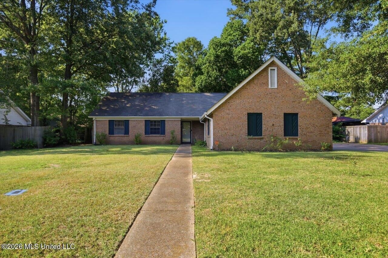 131 Cypress Drive – photo 1