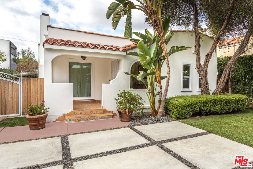 409 North Kilkea Drive – photo 1